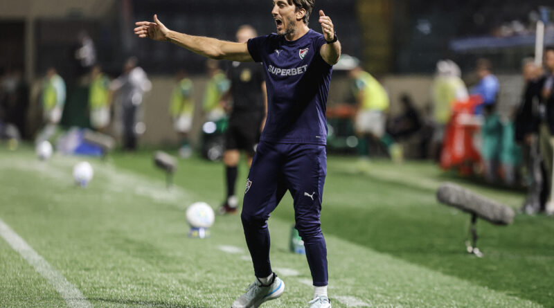 Sem Bernal e Nonato, Zubeldía terá apenas três volantes no Fluminense para a reta final do Carioca