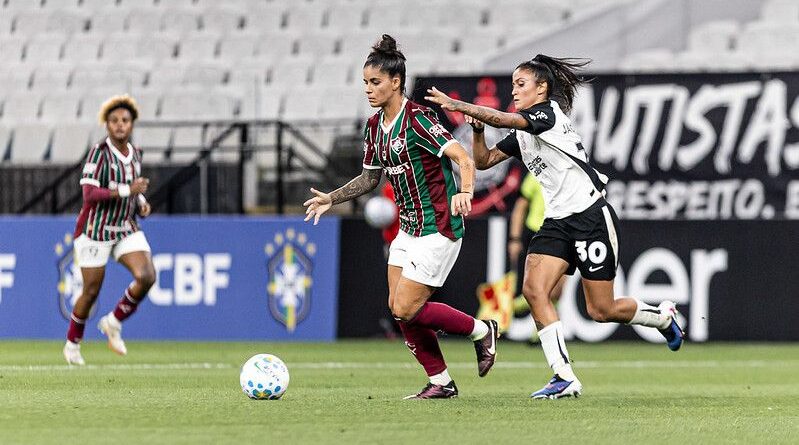 Fluminense arranca empate no fim contra o Corinthians fora de casa pelo Brasileiro Feminino