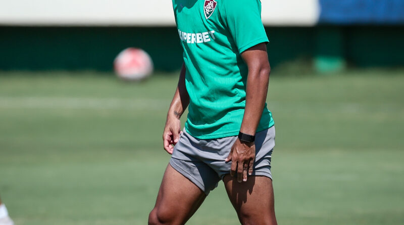 Alisson é registrado no BID e pode estrear pelo Fluminense contra o Remo