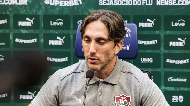 Zubeldía aponta queda física do Fluminense na derrota para o Vasco: “Não conseguimos manter o que fizemos por 60 minutos”