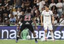 Fluminense abre dois gols de vantagem, mas leva a virada do Vasco e perde clássico