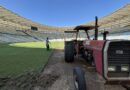 Maracanã passa por manutenção no gramado e modernização dos telões durante pausa da Data FIFA