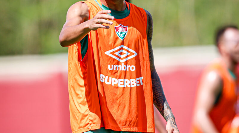 Riquelme Felipe foi oferecido ao Barcelona, afirma rádio catalã; jovem já foi citado por Deco, dirigente do clube