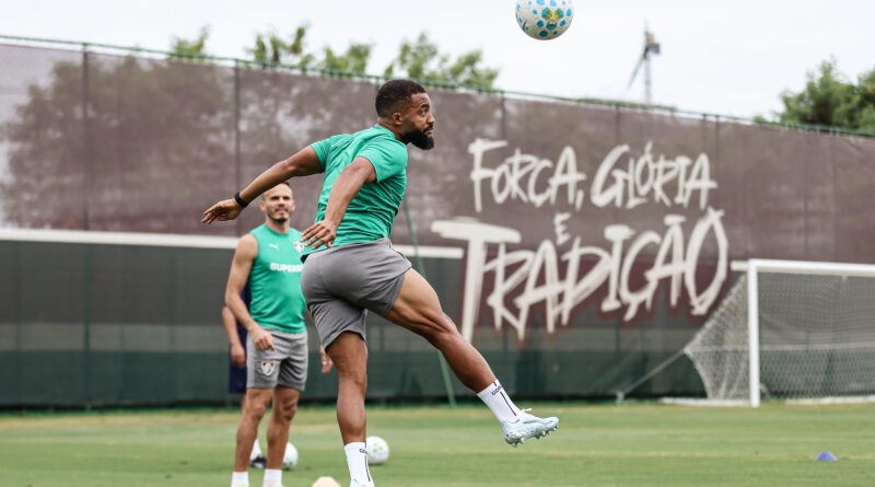 Fala, jogador: Samuel Xavier projeta clássico e destaca confiança do Fluminense