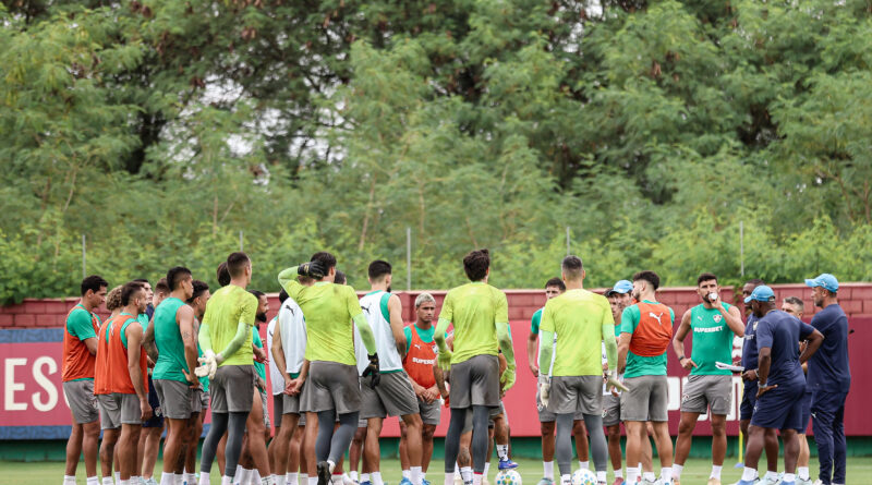 Adiamento do Fla-Flu deixa o Fluminense com pelo menos 20 dias sem folga em meio à maratona de jogos