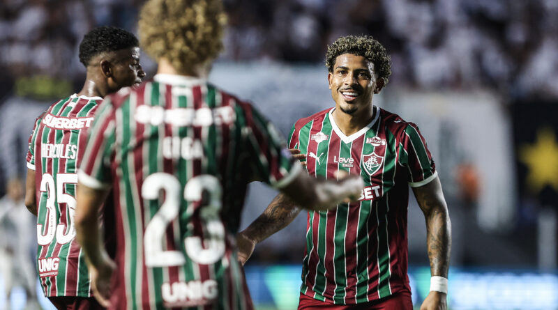 Fluminense vence o Santos de virada na Vila Belmiro e assume a vice-liderança do Brasileirão