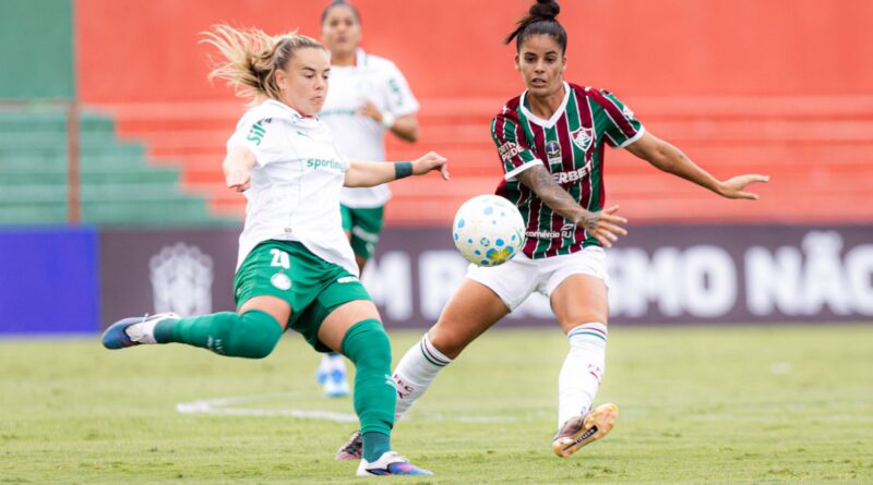 Fluminense sofre gol nos acréscimos e perde de virada para o Palmeiras no Brasileirão Feminino