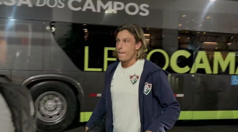 Fluminense desembarca em Ponta Grossa; Savarino e Bernal são poupados