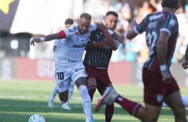 Flu cala a Vila, Neymar é vaiado e auxiliar do Santos parte em sua defesa: “Craque do time”