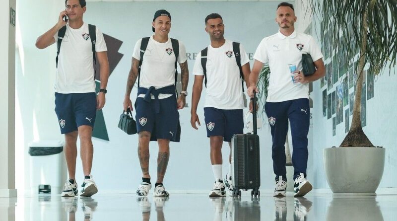 Com problemas logísticos no retorno ao Rio, Fluminense perde um dia de treino na preparação para enfrentar a Chapecoense