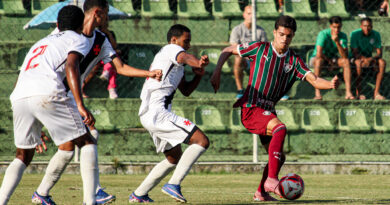 Fluminense perde para o Vasco em Xerém e cai na tabela do Brasileiro Sub-20 Fluminense perde para o Vasco em Xerém e cai na tabela do Brasileiro Sub-20