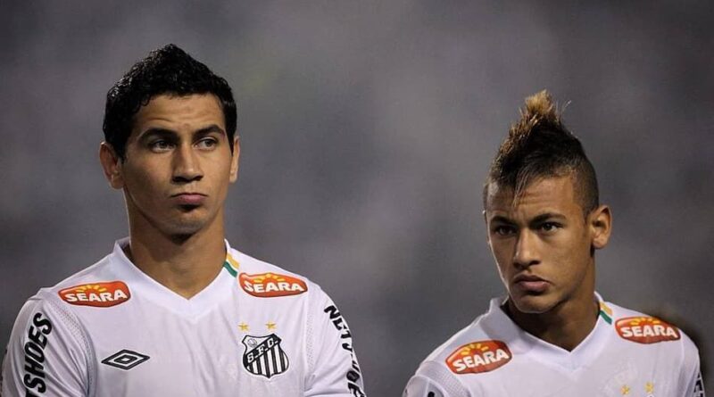 Alexandre Mattos descarta retorno de Ganso ao Santos; meia está de saída do Fluminense