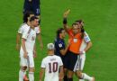 Canobbio é expulso, Uruguai perde para a Espanha e dá adeus à Copa do Mundo