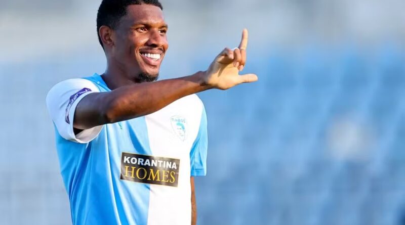 Lelê agrada no Chipre e pode não voltar ao Fluminense