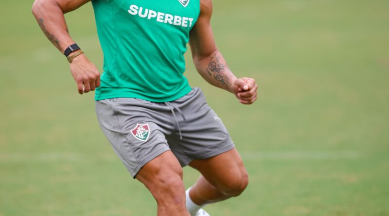 Com dois jogos na semana, Fluminense inicia preparação nesta segunda; confira cronograma