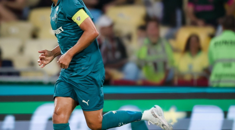 Drama na zaga: Fluminense liga alerta com lesões de Thiago Silva e Freytes às vésperas do clássico