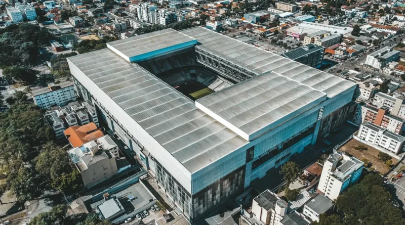Fluminense esclarece venda de ingressos para duelo com Athletico-PR e revela tentativa de ampliar carga