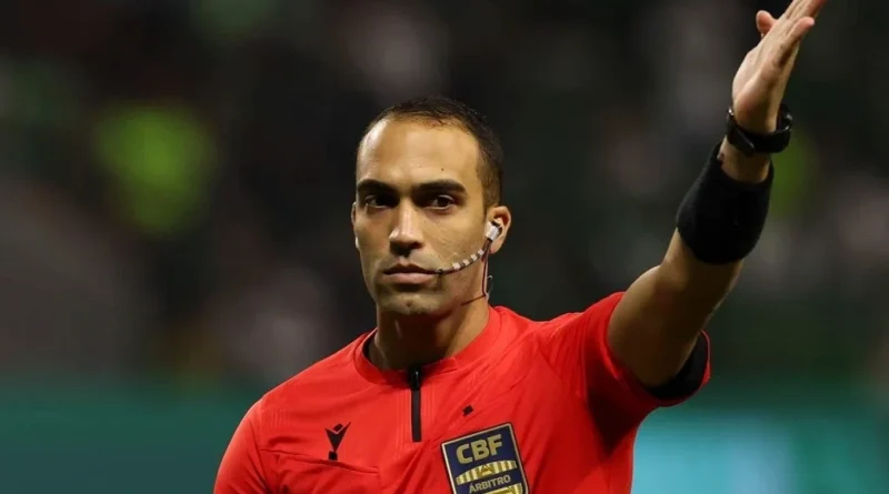 De olho na arbitragem: Fluminense conhece juiz para clássico decisivo contra o Vasco