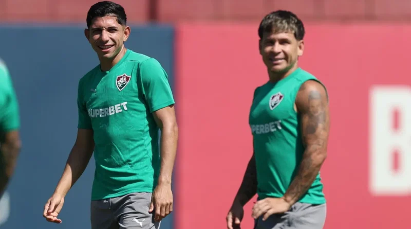 Soteldo revela bastidor da chegada de Savarino ao Fluminense: “Vem para cá, você vai ser feliz”