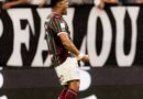 Com Hulk decisivo, Fluminense vence o Corinthians fora de casa e volta ao G-4 do Brasileirão