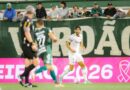 Fluminense é derrotado pela lanterna Chapecoense e perde chance de encostar no G-4 do Brasileirão
