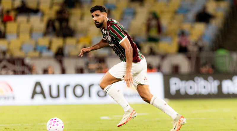 Ignácio recebe terceiro amarelo contra o Internacional e desfalca o Fluminense contra o Vitória