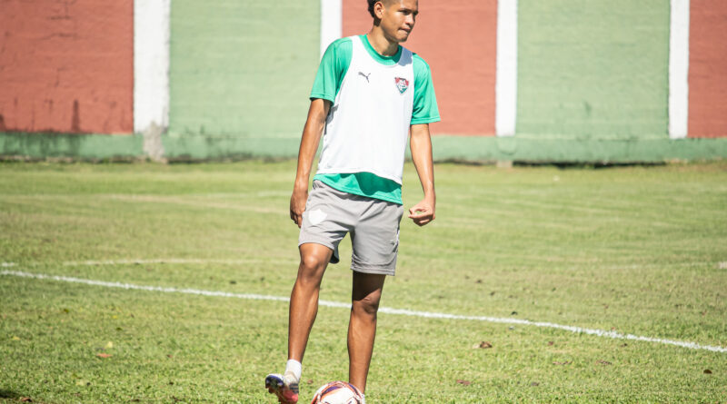 Invicto no Campeonato, Fluminense encara o Maricá de olho na liderança do Carioca Sub-20