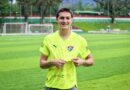 Mateus Peixoto assina primeiro contrato profissional com o Fluminense