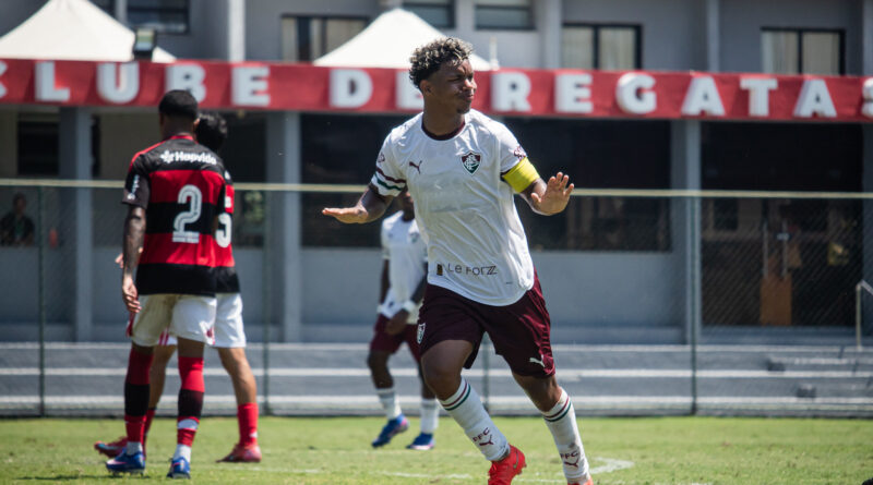 Após golaço no Fla x Flu, Wesley Natã explica comemoração com Fred: “Fiz a jogada que ele pede”