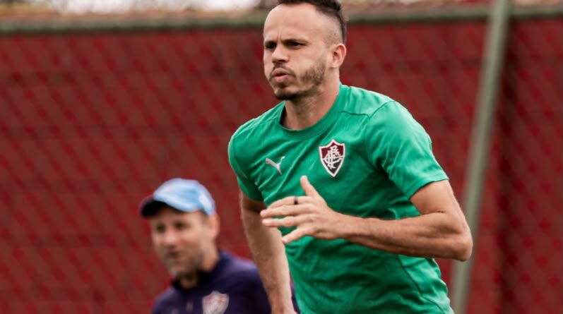 Fala, jogador: Renê destaca confiança do Fluminense para buscar vaga na final da Libertadores