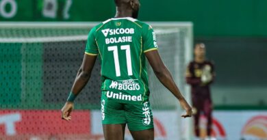 De Olho Neles: lanterna do Brasileirão, Chapecoense encara o Fluminense na Arena Condá De Olho Neles: lanterna do Brasileirão, Chapecoense encara o Fluminense na Arena Condá