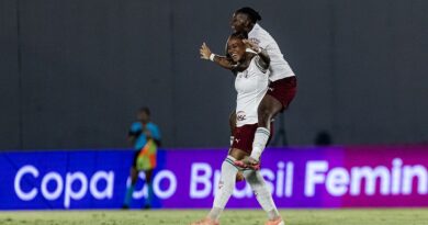 Fluminense vence Flamengo e abre vantagem nas quartas da Copa do Brasil Feminina
